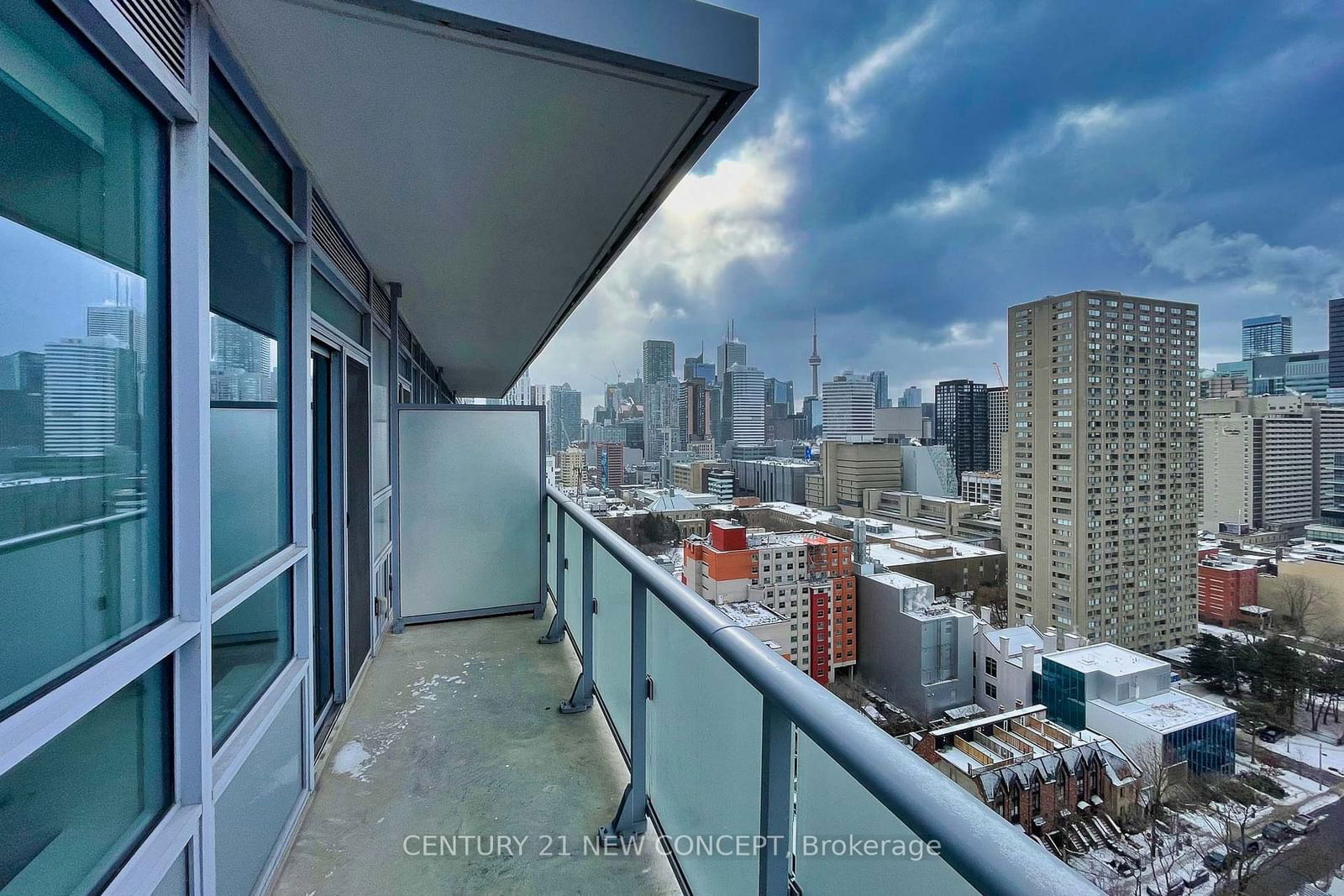 365 Church St, unit 2102 for sale