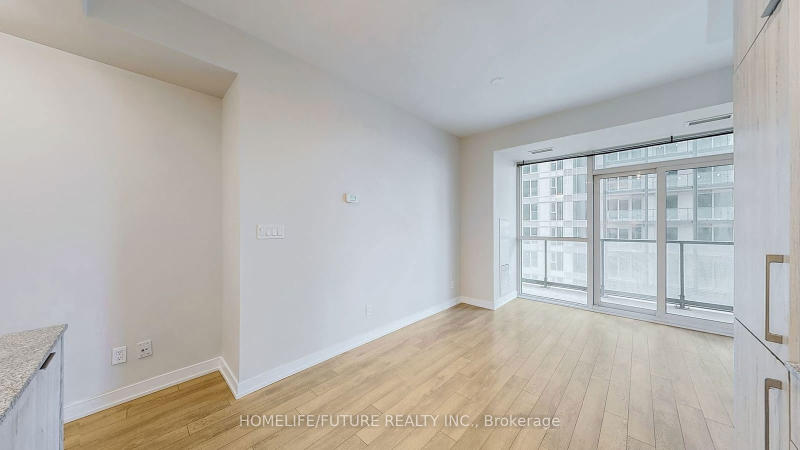 50 Ordnance St, unit 2105 for sale