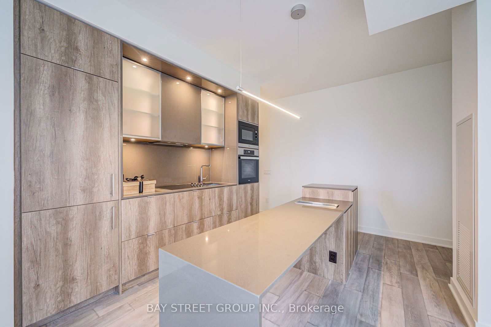 11 Yorkville Ave, unit 1003 for rent