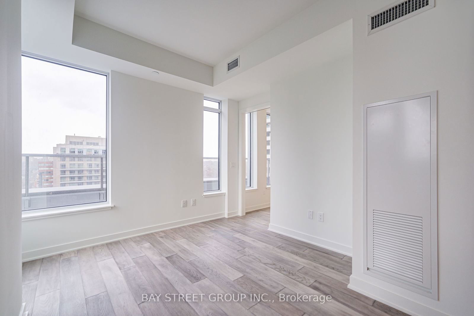 11 Yorkville Ave, unit 1003 for rent