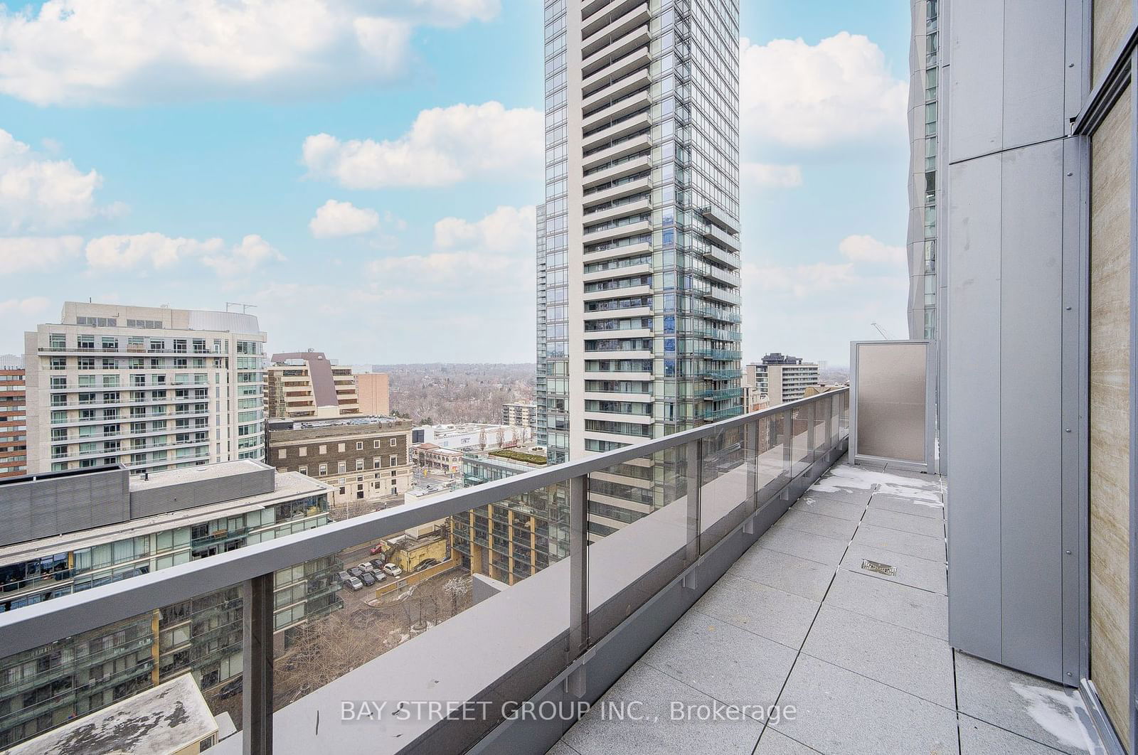 11 Yorkville Ave, unit 1003 for rent