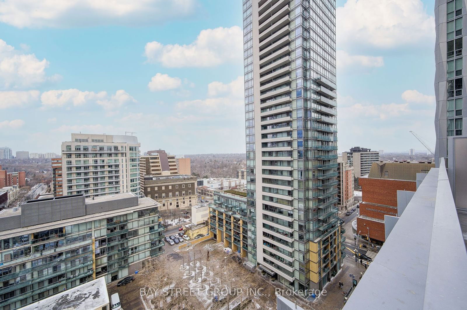 11 Yorkville Ave, unit 1003 for rent