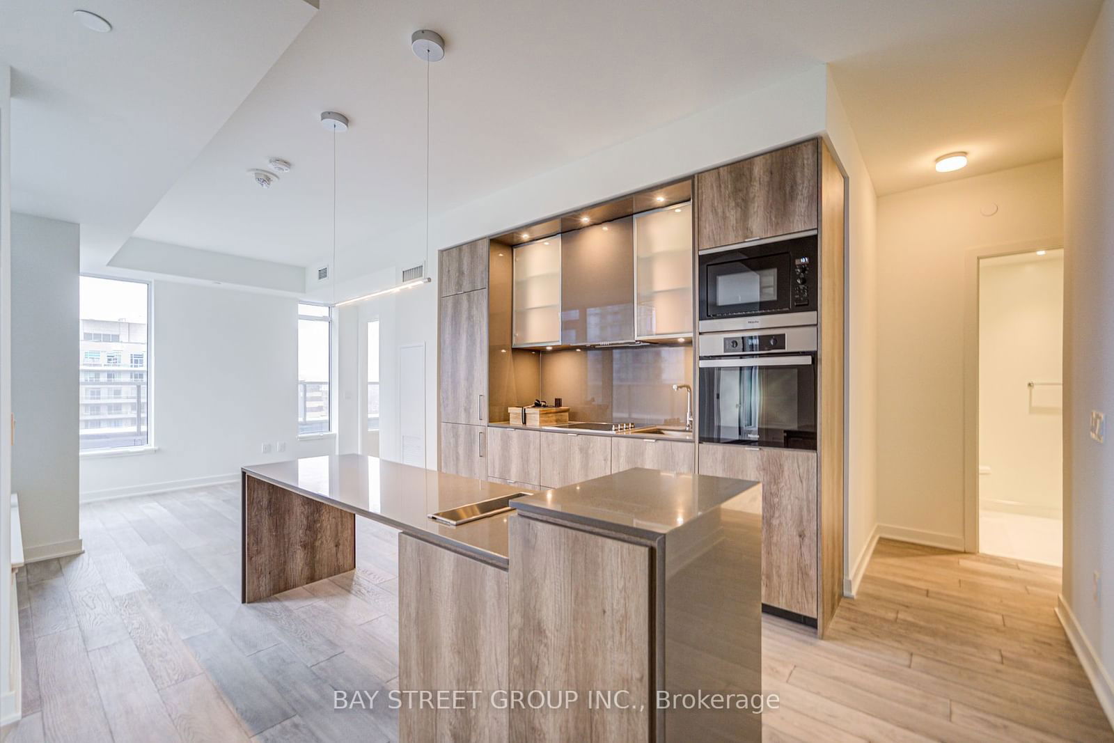 11 Yorkville Ave, unit 1003 for rent