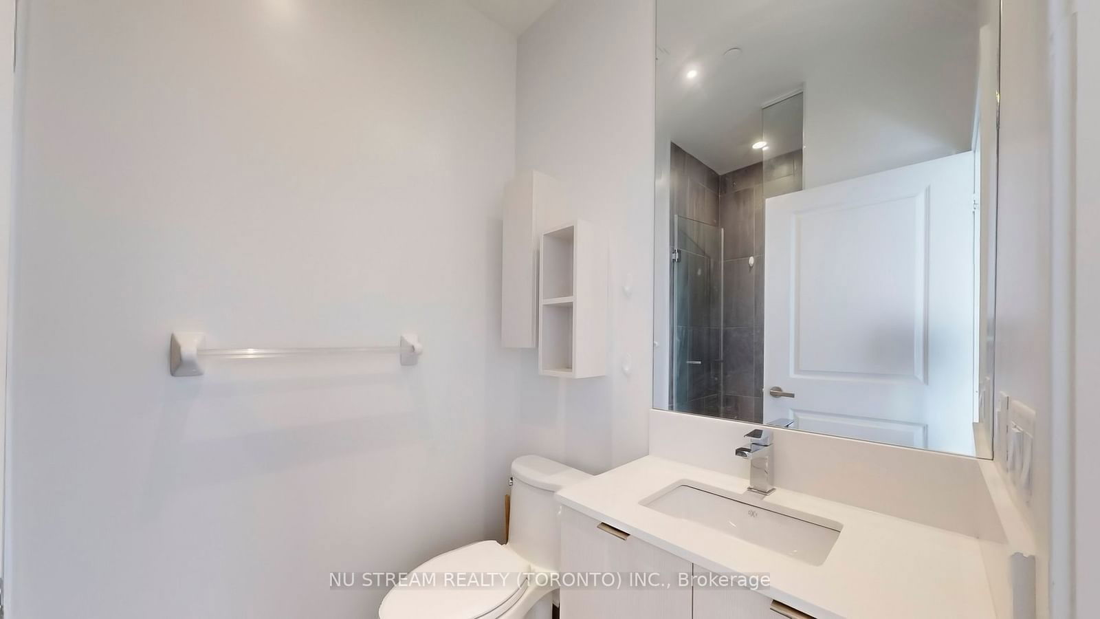 195 Redpath Ave, unit PH06 for rent