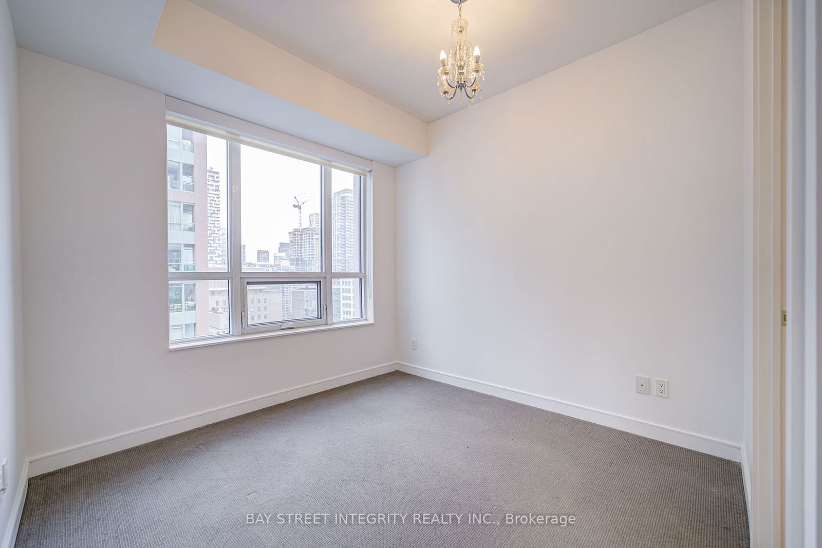 88 Scott St, unit 1803 for rent