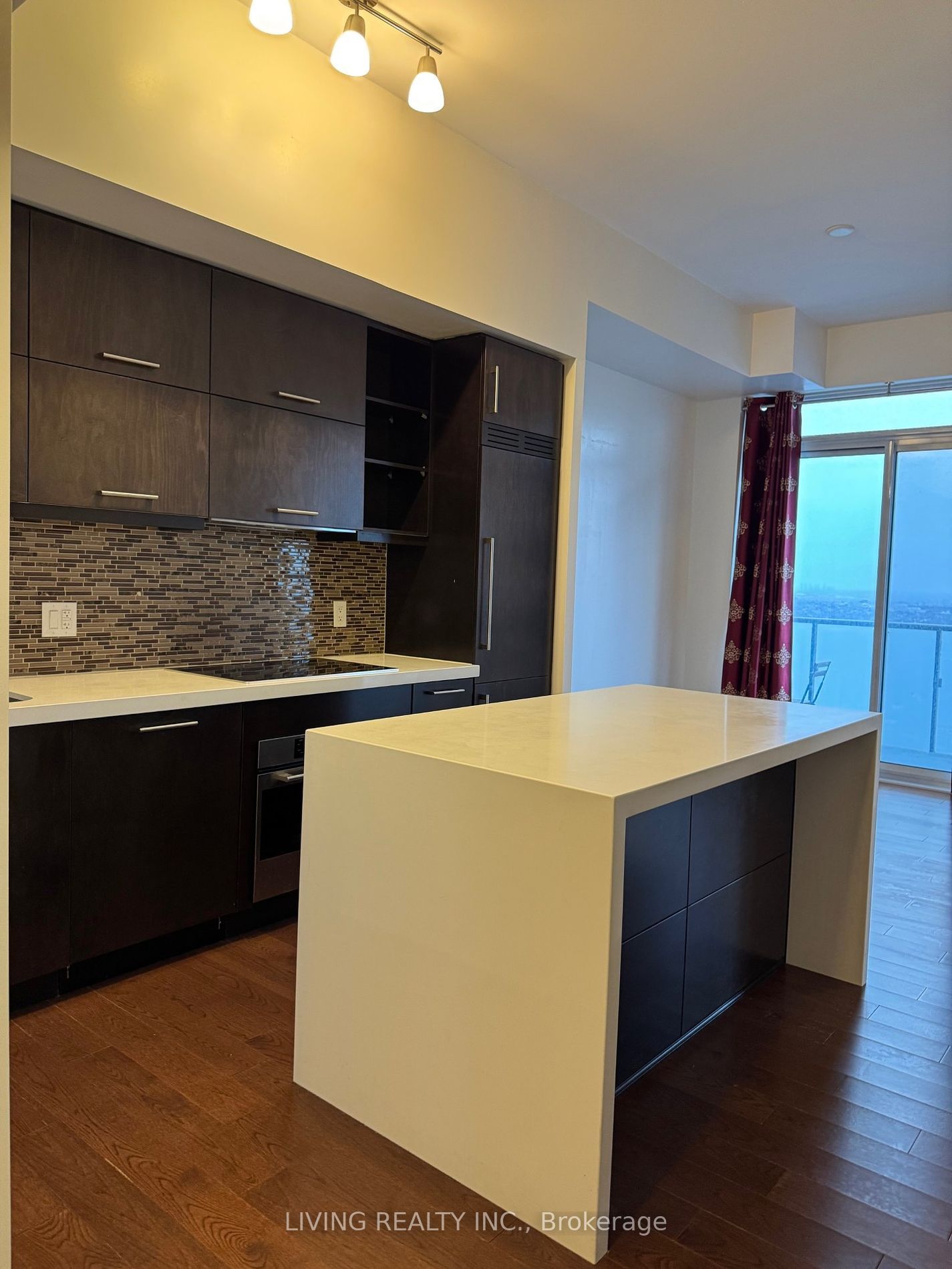 1080 Bay St, unit PH7 for rent