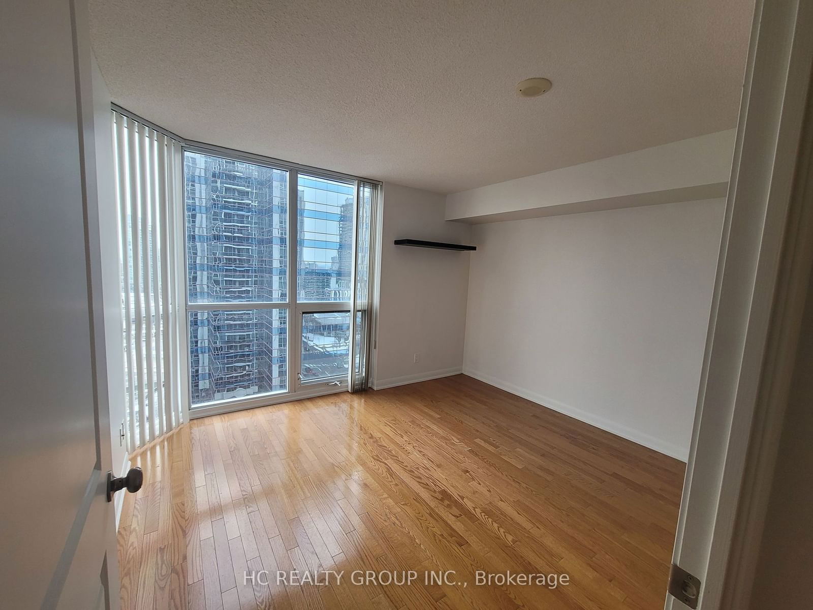 5791 Yonge St, unit 1909 for rent