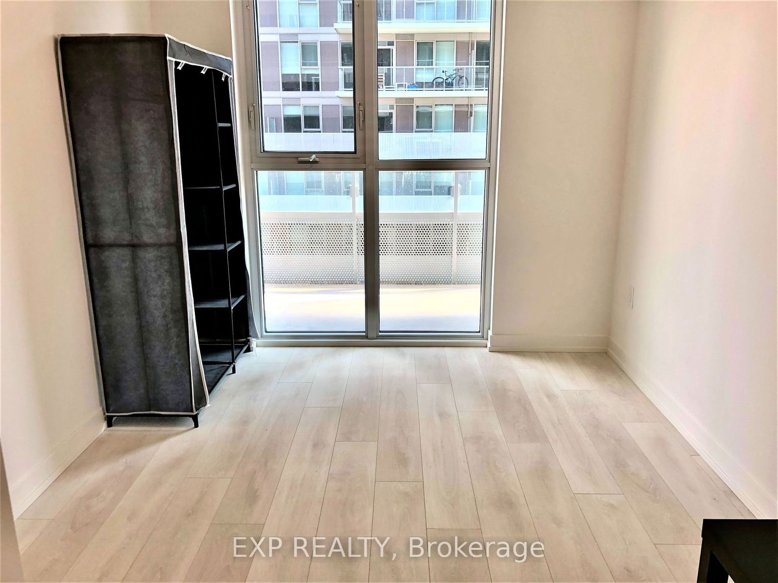 15 Lower Jarvis St, unit 717 for rent