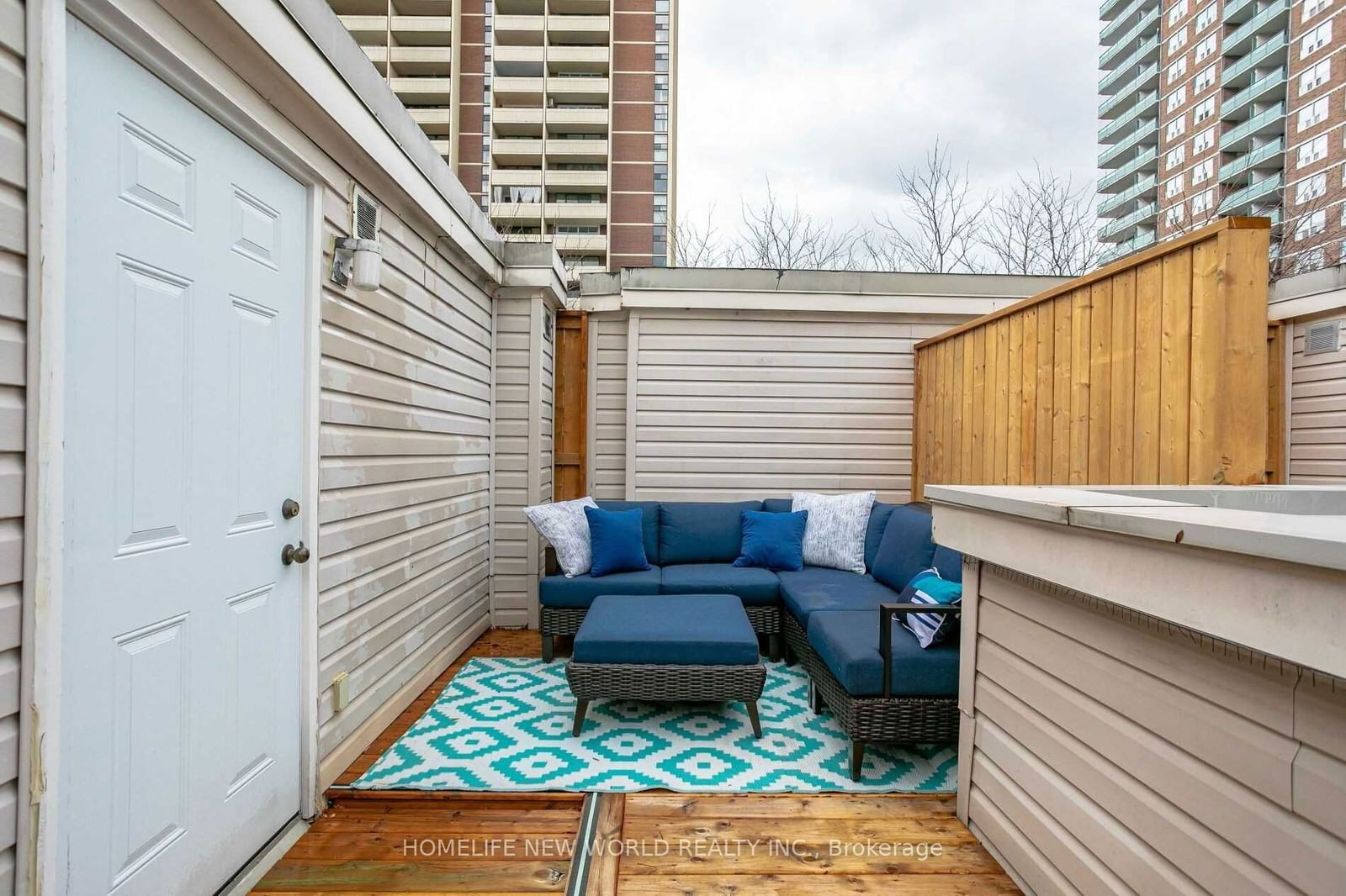 415 Jarvis St, unit 367 for rent