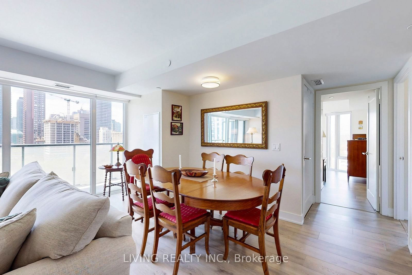 575 Bloor St E, unit 1202 for sale