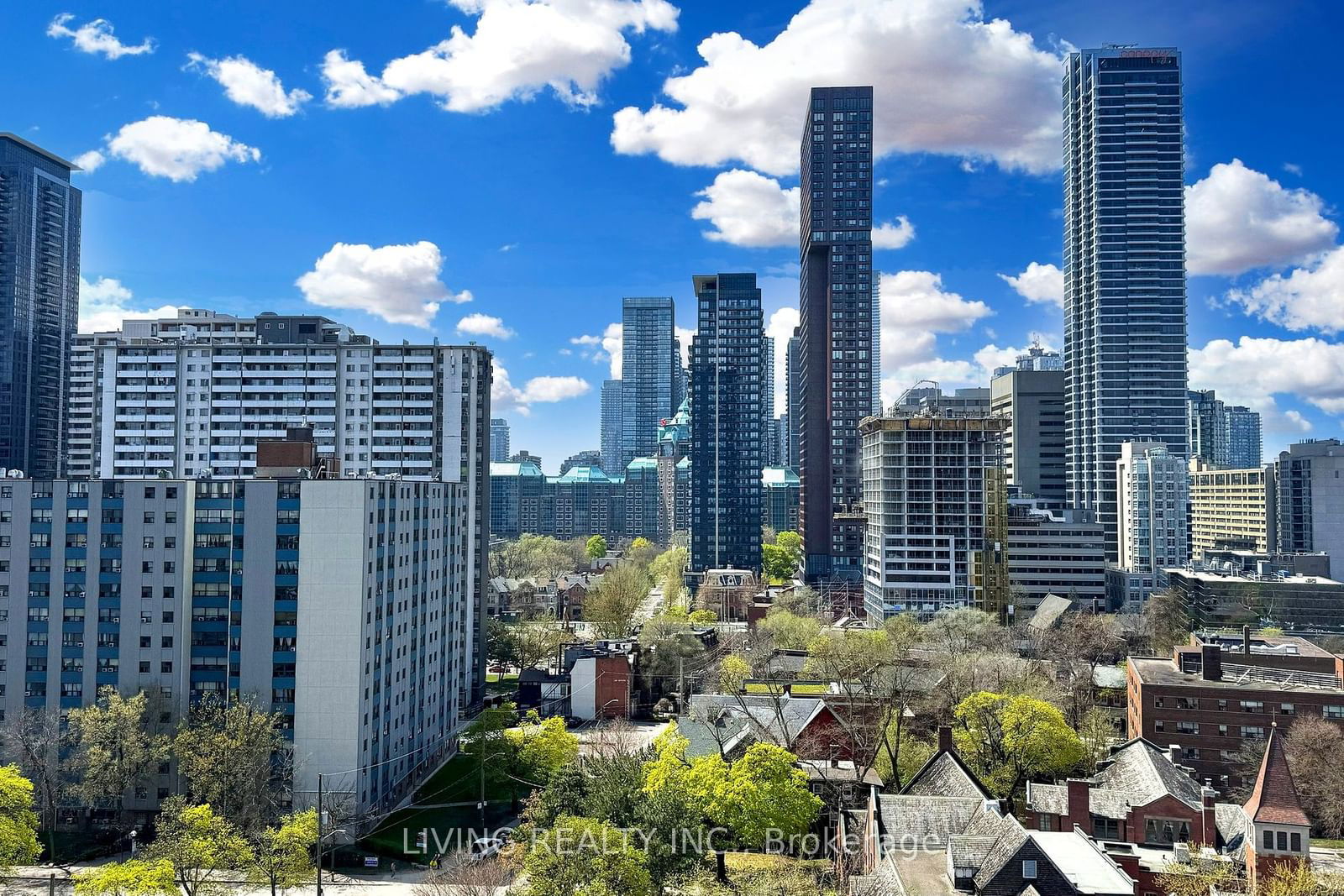 575 Bloor St E, unit 1202 for sale