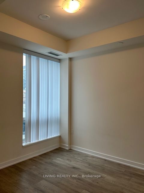 28 Freeland St, unit 805 for rent