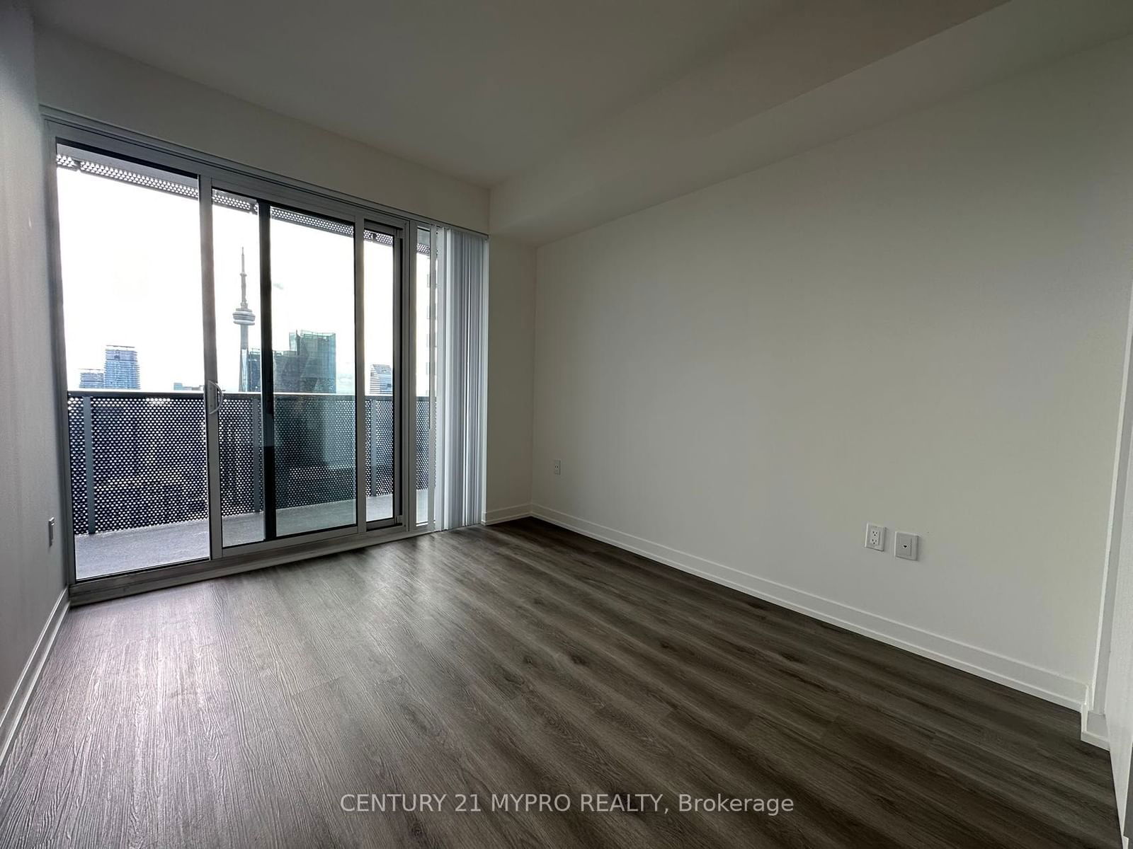 138 Downes St, unit 6710 for rent