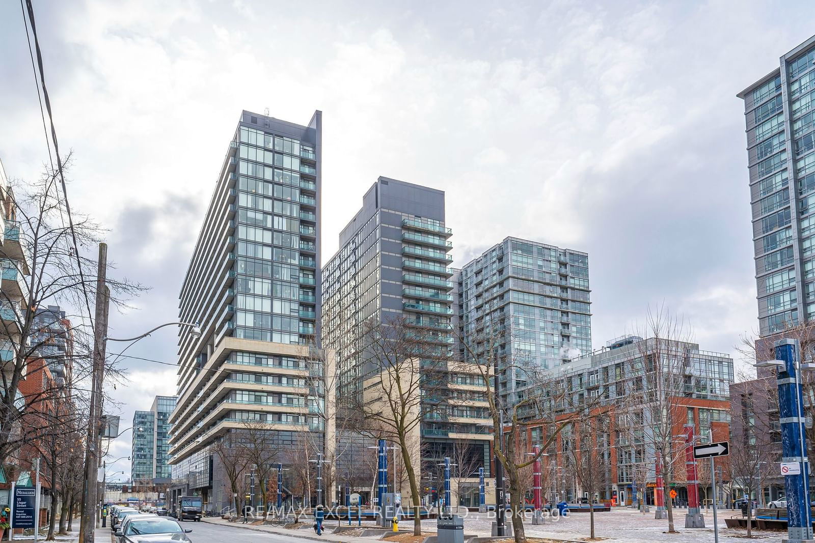 36 Lisgar St, unit #821W for sale