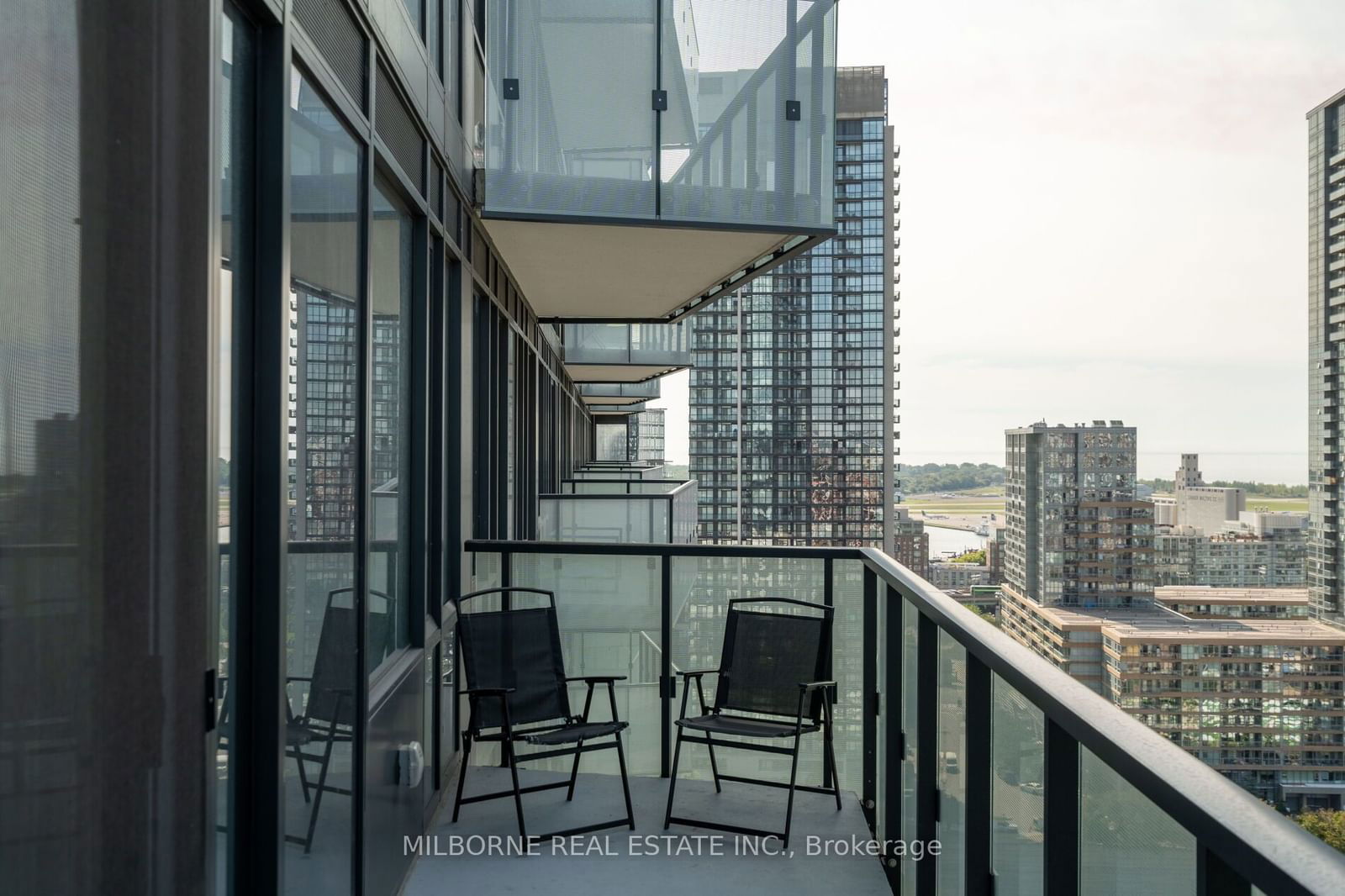 470 Front St W, unit 1405 for sale