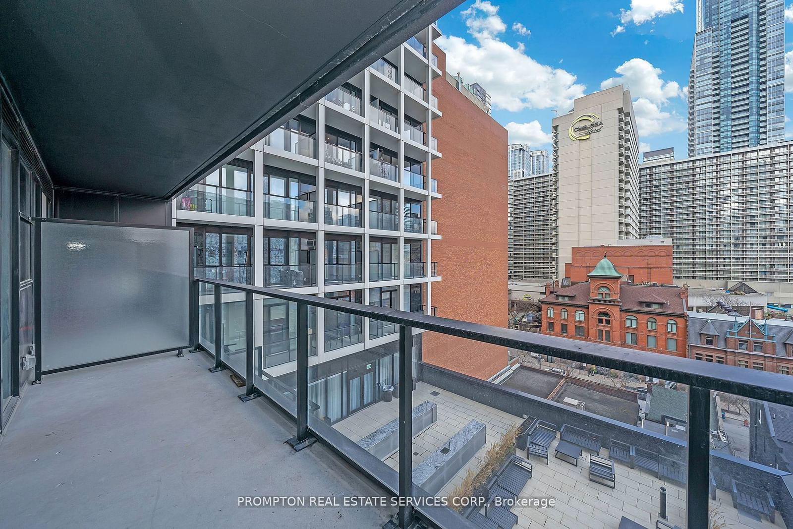 20 Edward St, unit 623 for rent