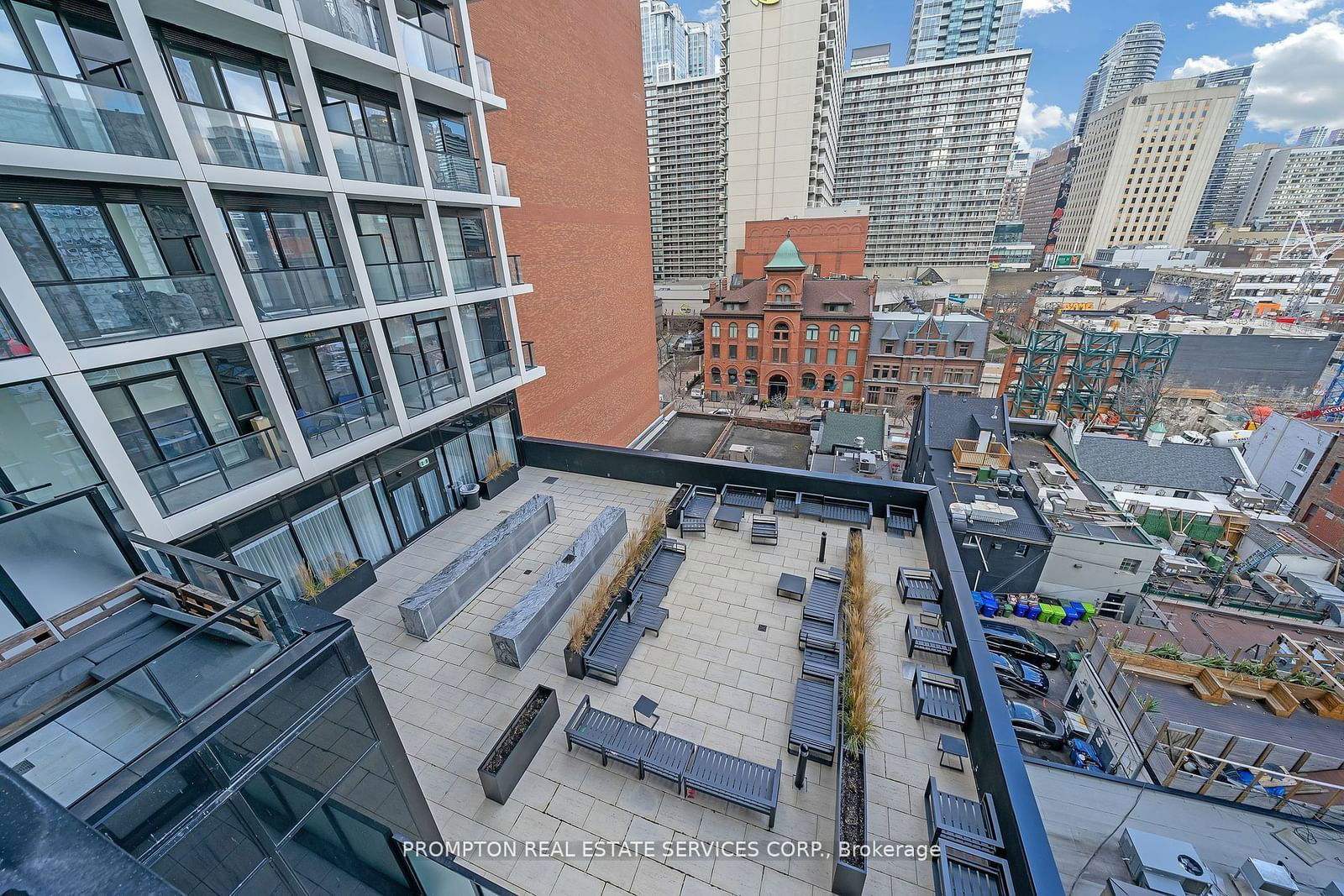 20 Edward St, unit 623 for rent