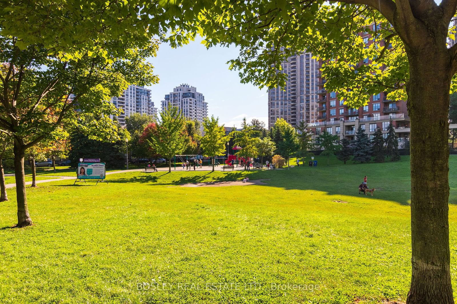 Everson Drive Townhomes, North York, Toronto