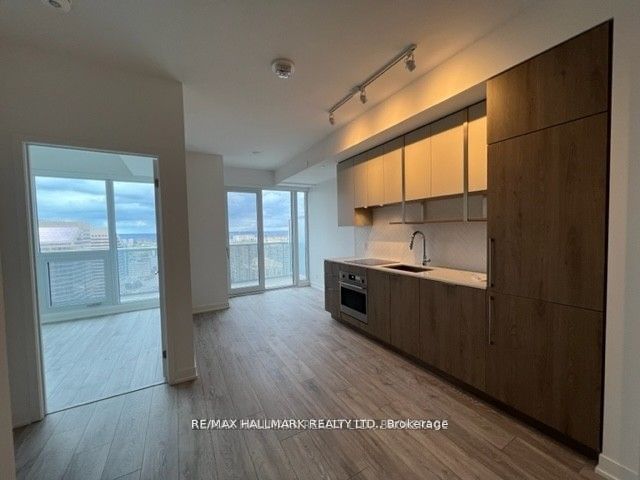 15 Holmes Ave, unit 2705 for rent