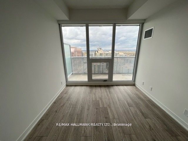 15 Holmes Ave, unit 2705 for rent