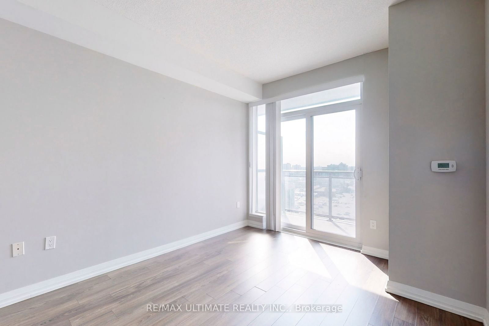 55 Ann O'Reilly Rd, unit 1510 for rent