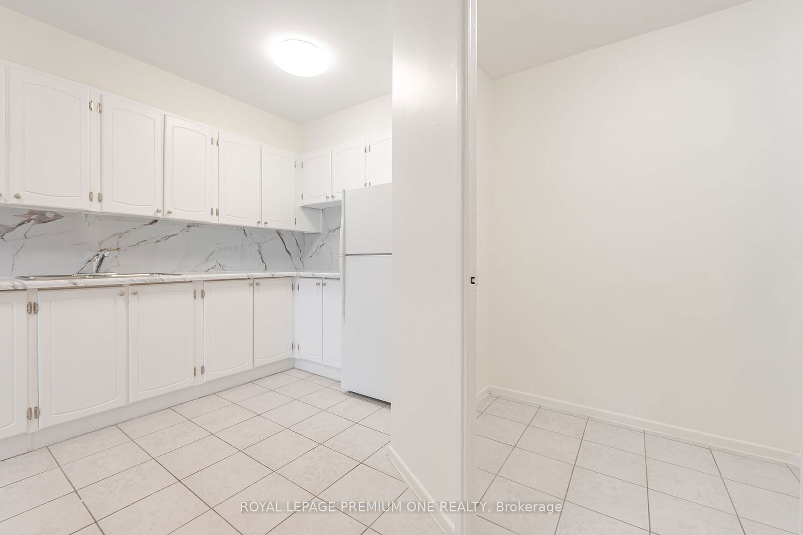 5 Vicora Linkway, unit 210 for sale