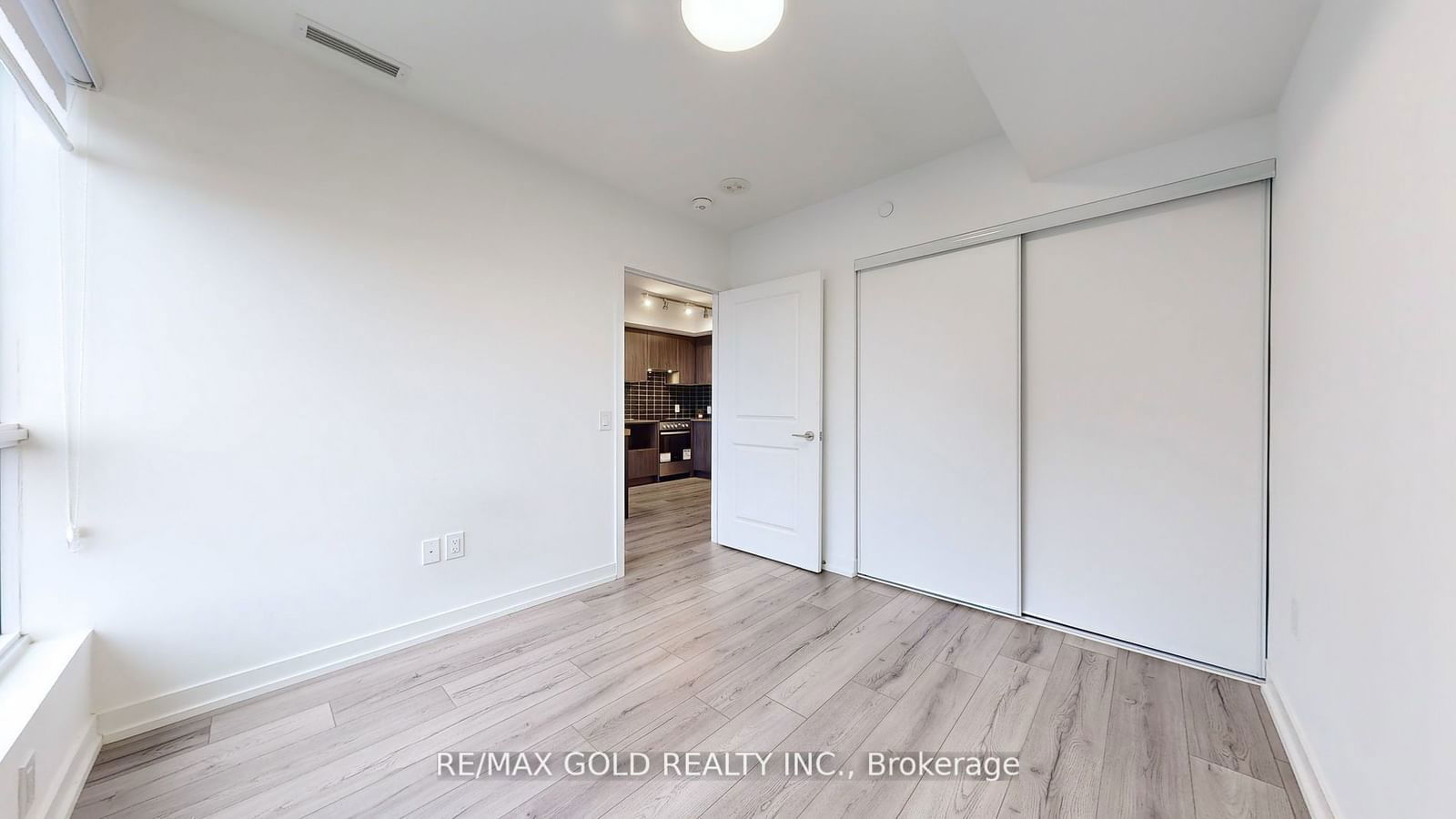 395 Bloor St E, unit 1410 for sale