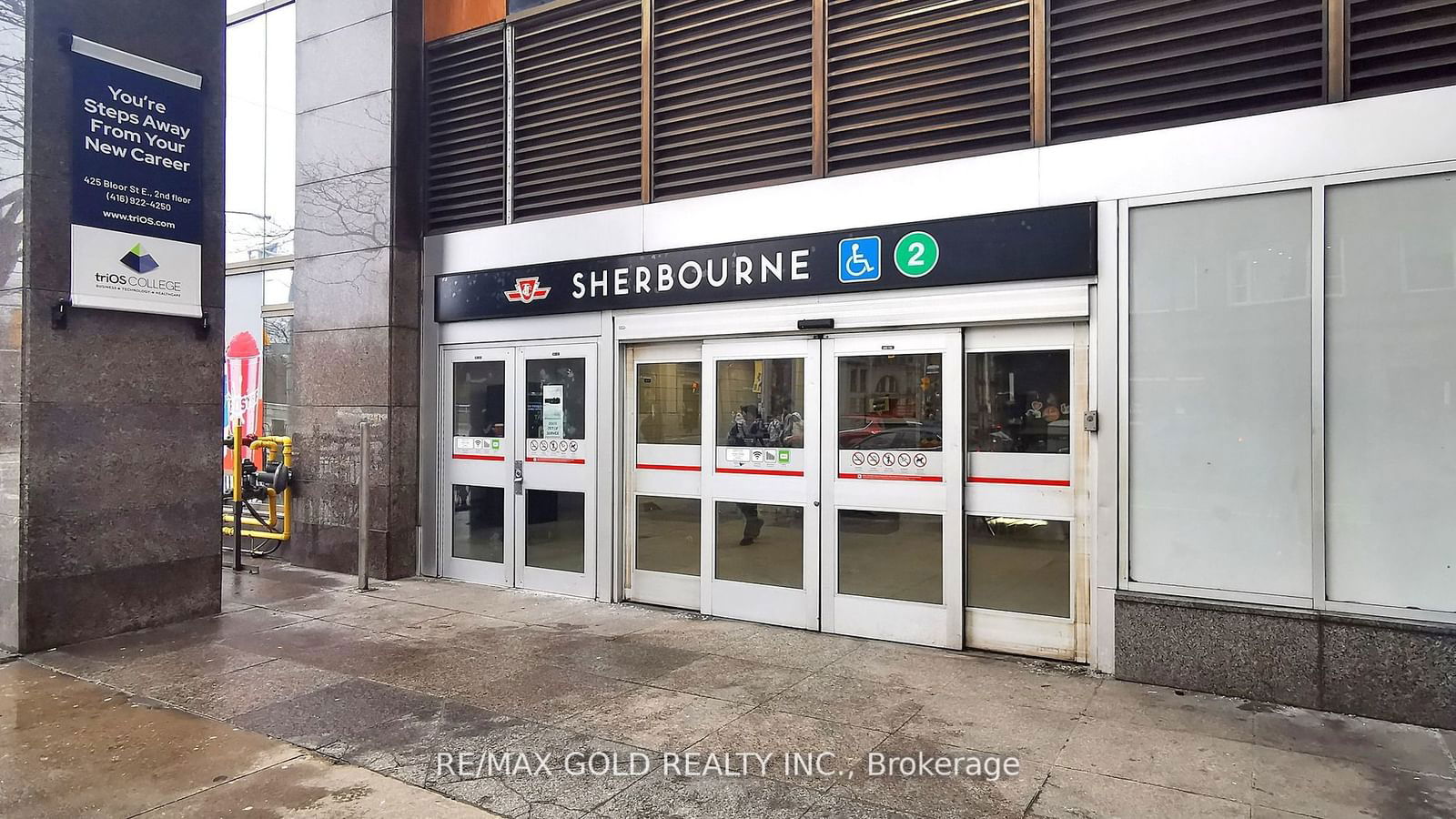 395 Bloor St E, unit 1410 for sale