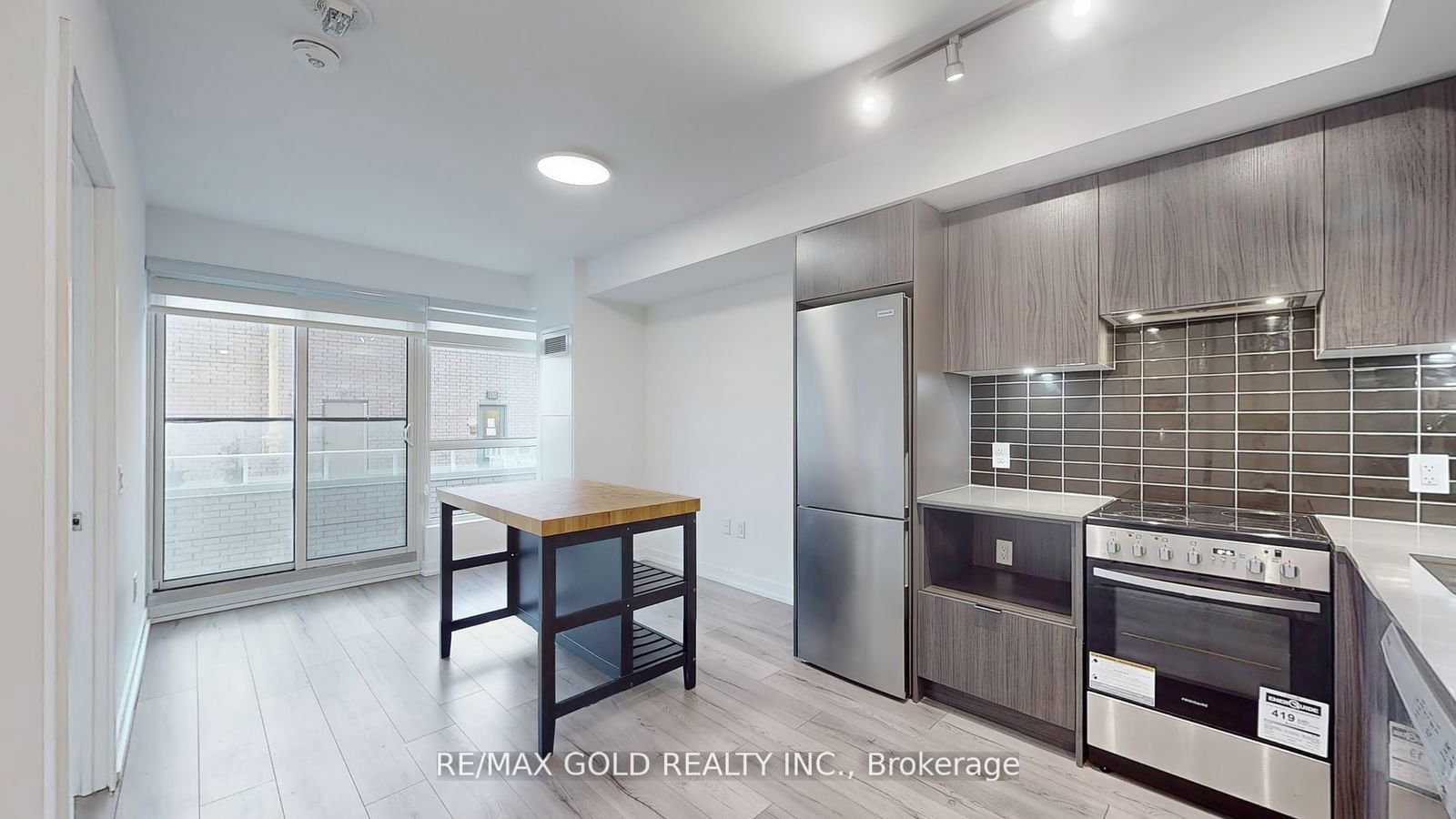 395 Bloor St E, unit 1410 for sale