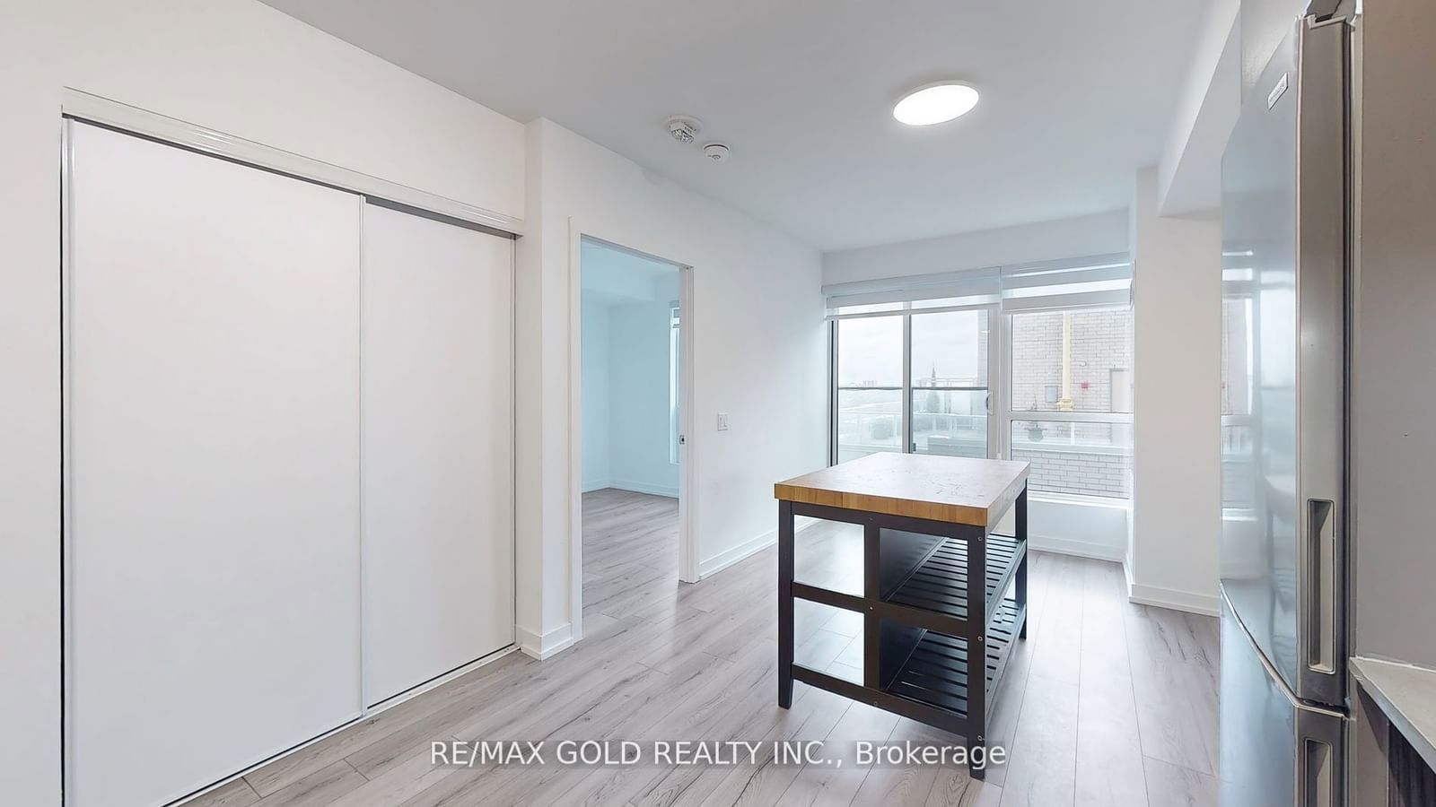 395 Bloor St E, unit 1410 for sale