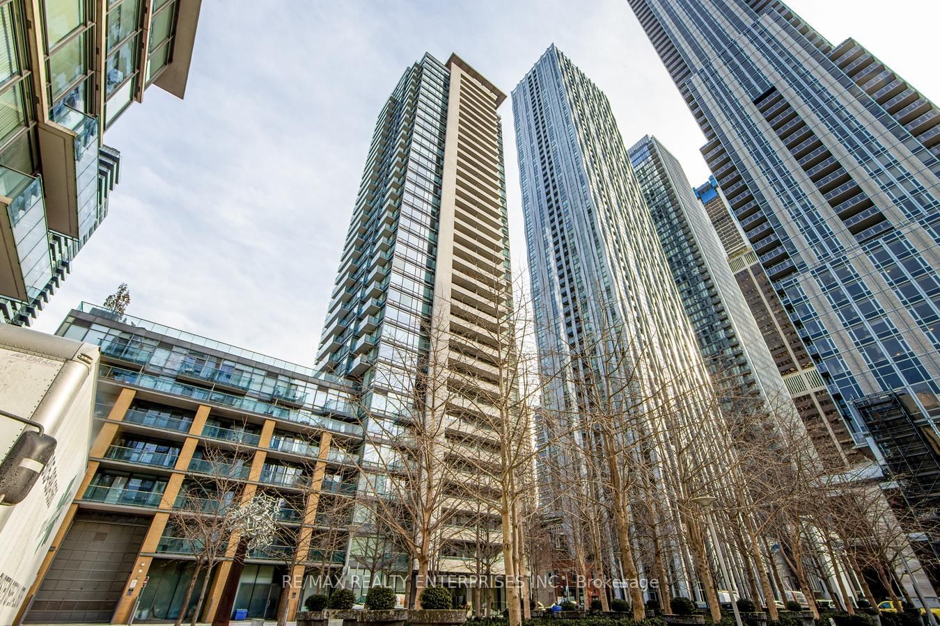 18 Yorkville Ave, unit 315 for sale