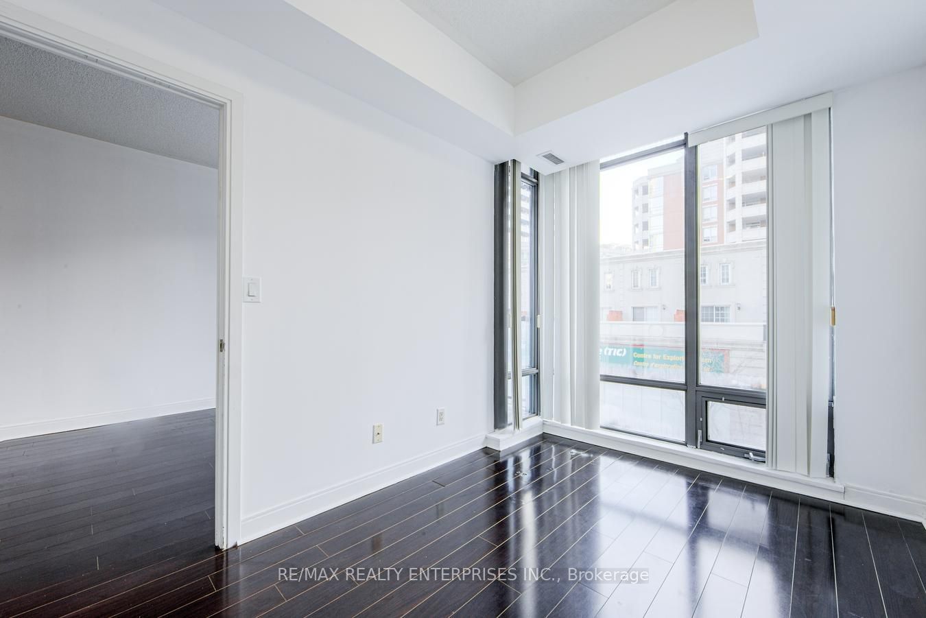 18 Yorkville Ave, unit 315 for sale