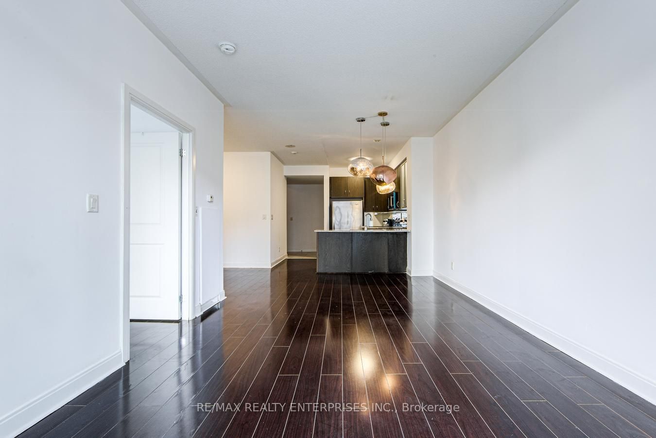 18 Yorkville Ave, unit 315 for sale