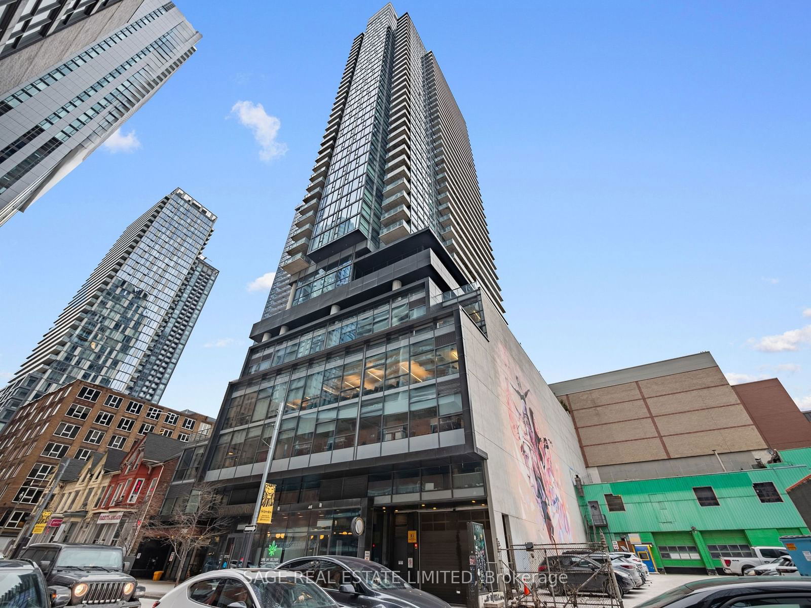 290 Adelaide St W, unit 4104 for sale