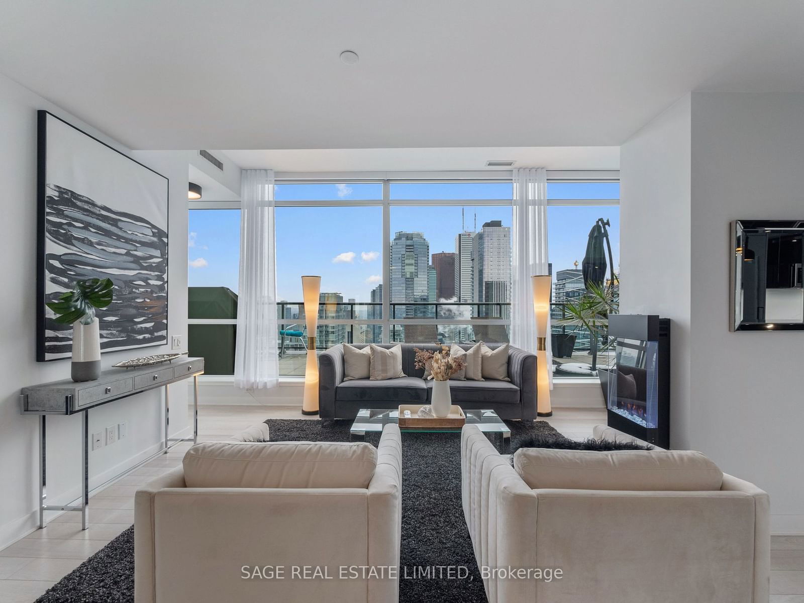 290 Adelaide St W, unit 4104 for sale