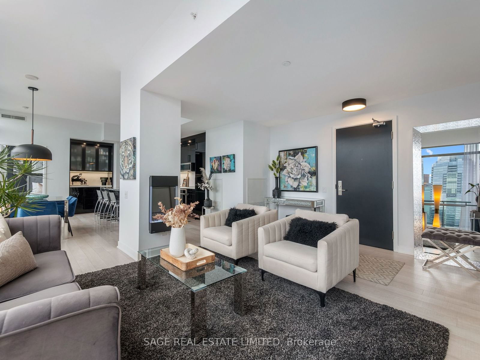 290 Adelaide St W, unit 4104 for sale