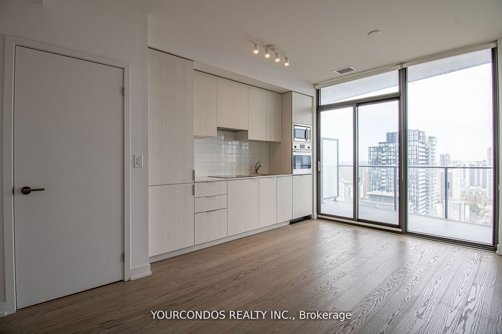 11 Wellesley St W, unit 3013 for sale