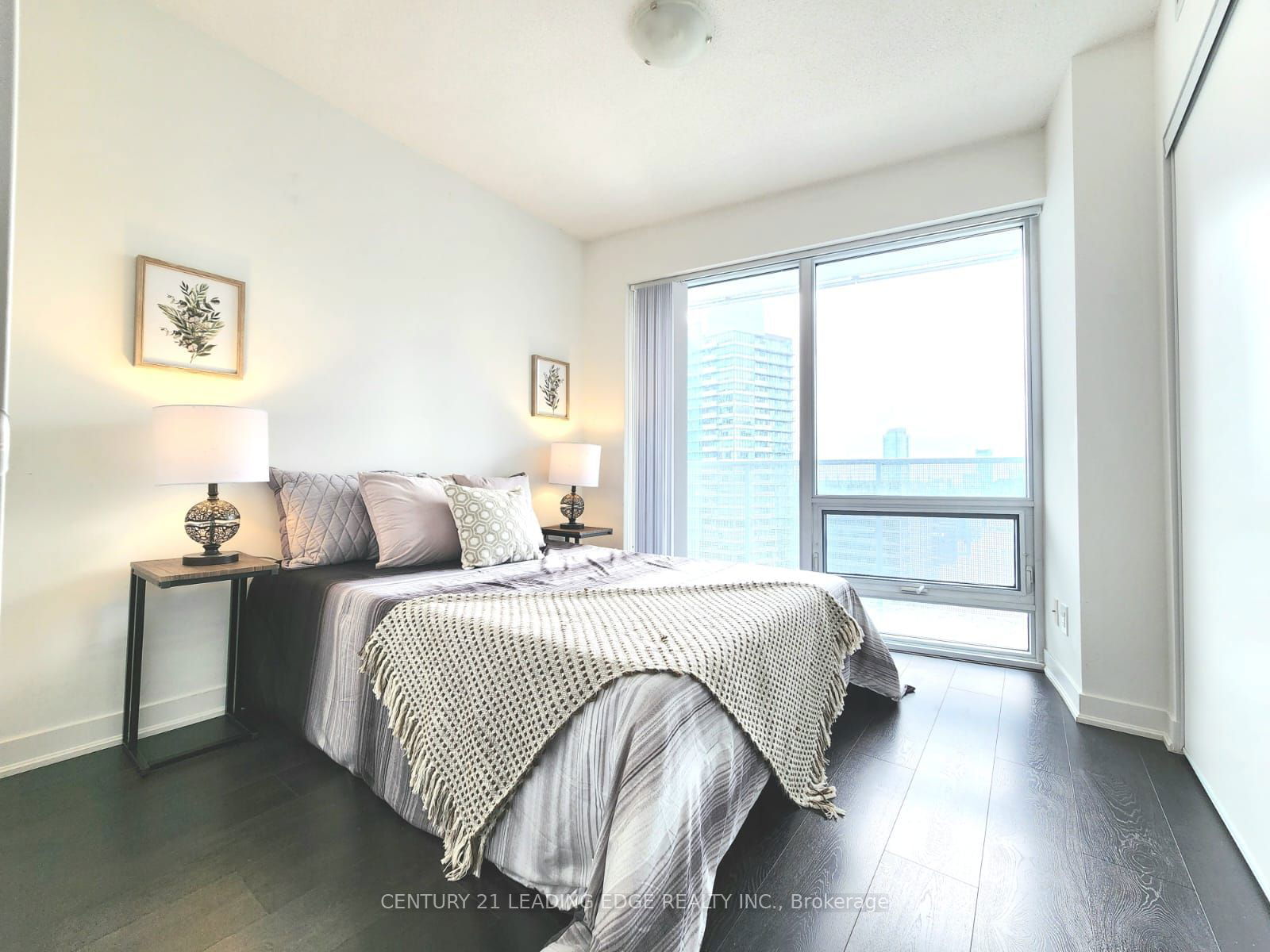 88 Harbour St, unit 4504 for sale