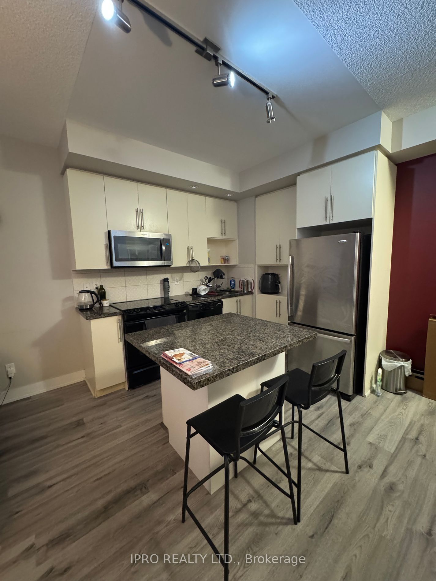 28 Linden St, unit 1609 for rent