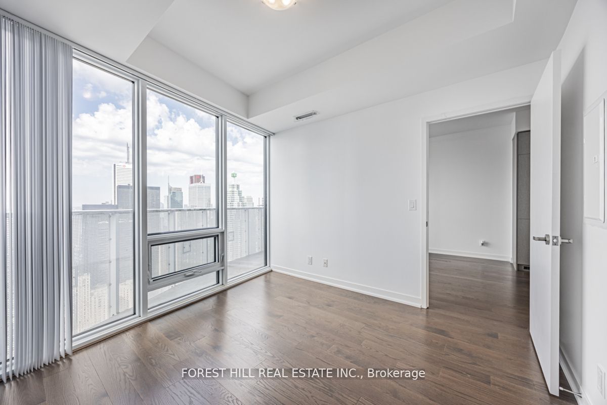 100 Harbour St, unit 6403 for sale