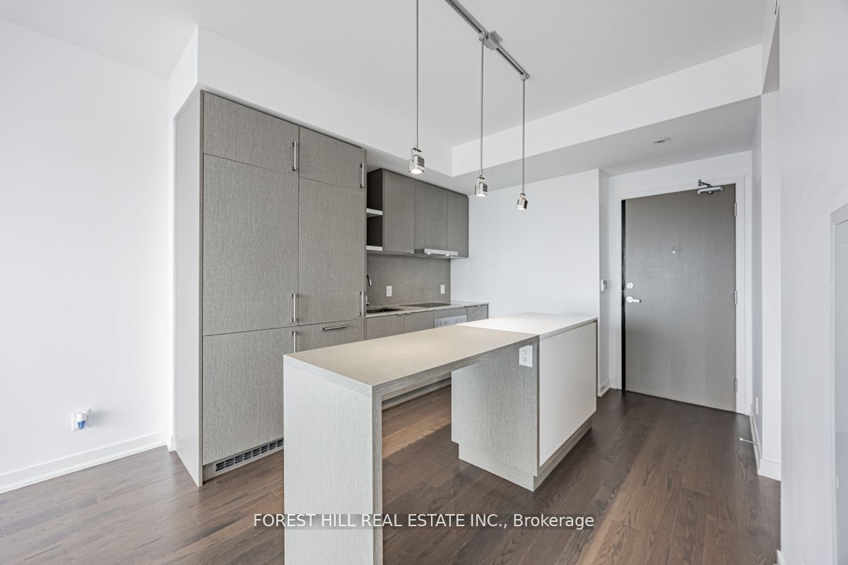 100 Harbour St, unit 6403 for sale