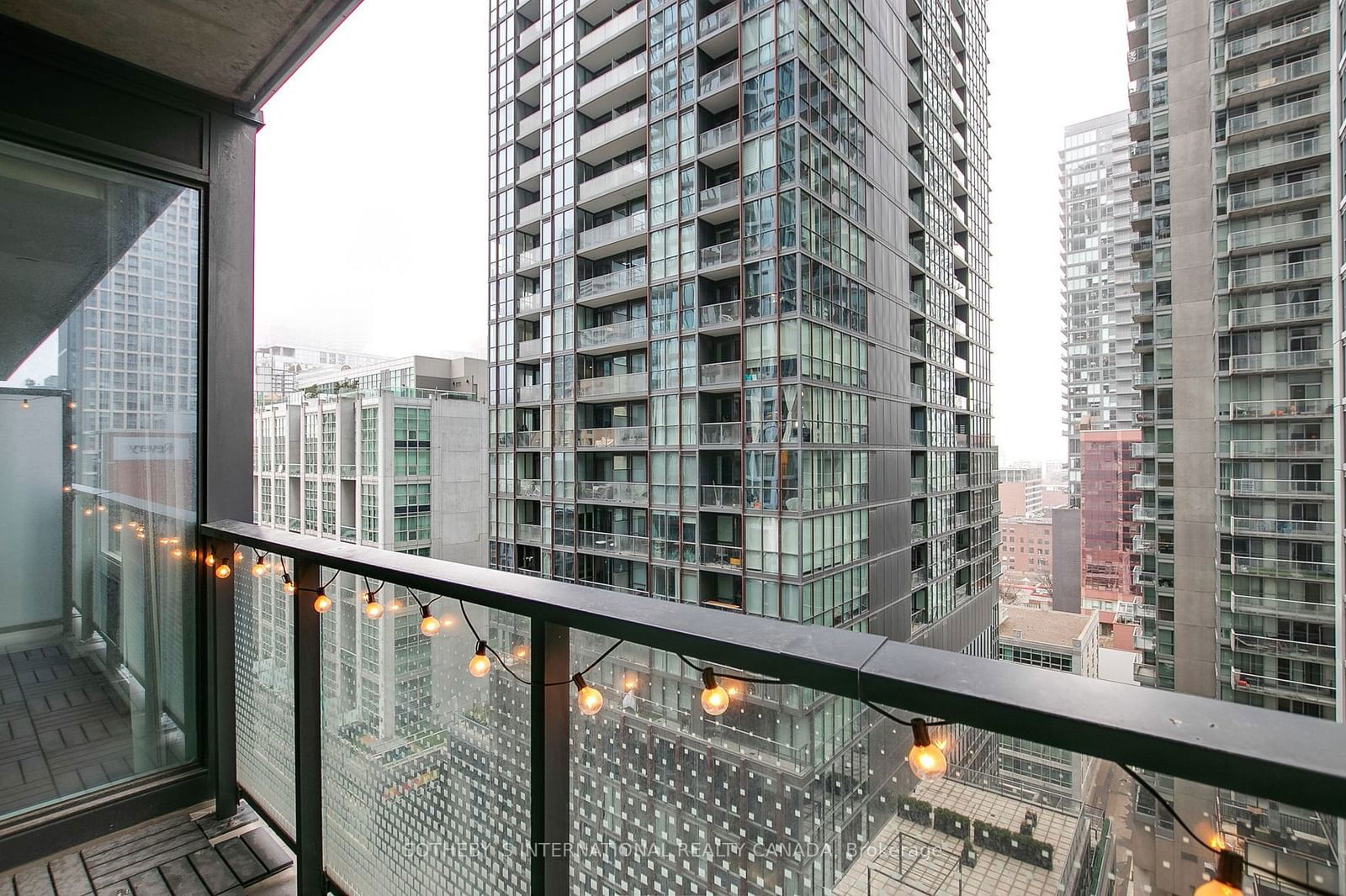 115 Blue Jays Way, unit 1707 for rent