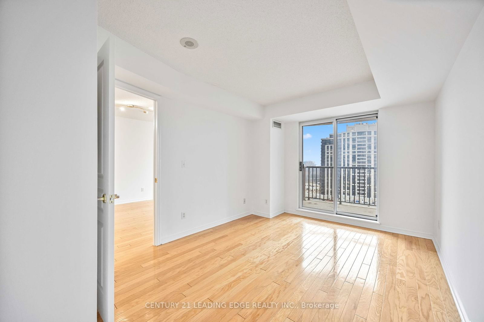 55 Harrison Garden Blvd, unit LPH11 for sale