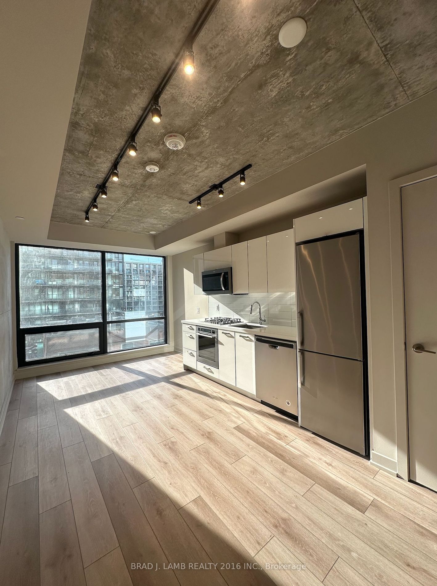 458 Richmond St W, unit 407 for rent