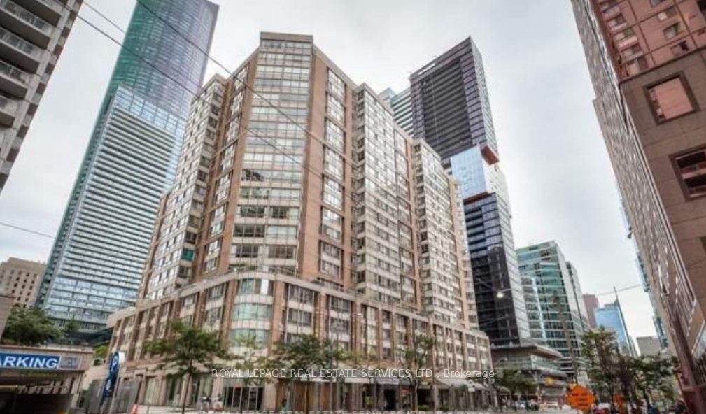 717 Bay St, unit 1002 for sale