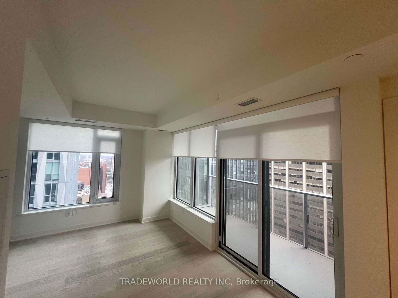 11 Yorkville Ave, unit 1710 for rent