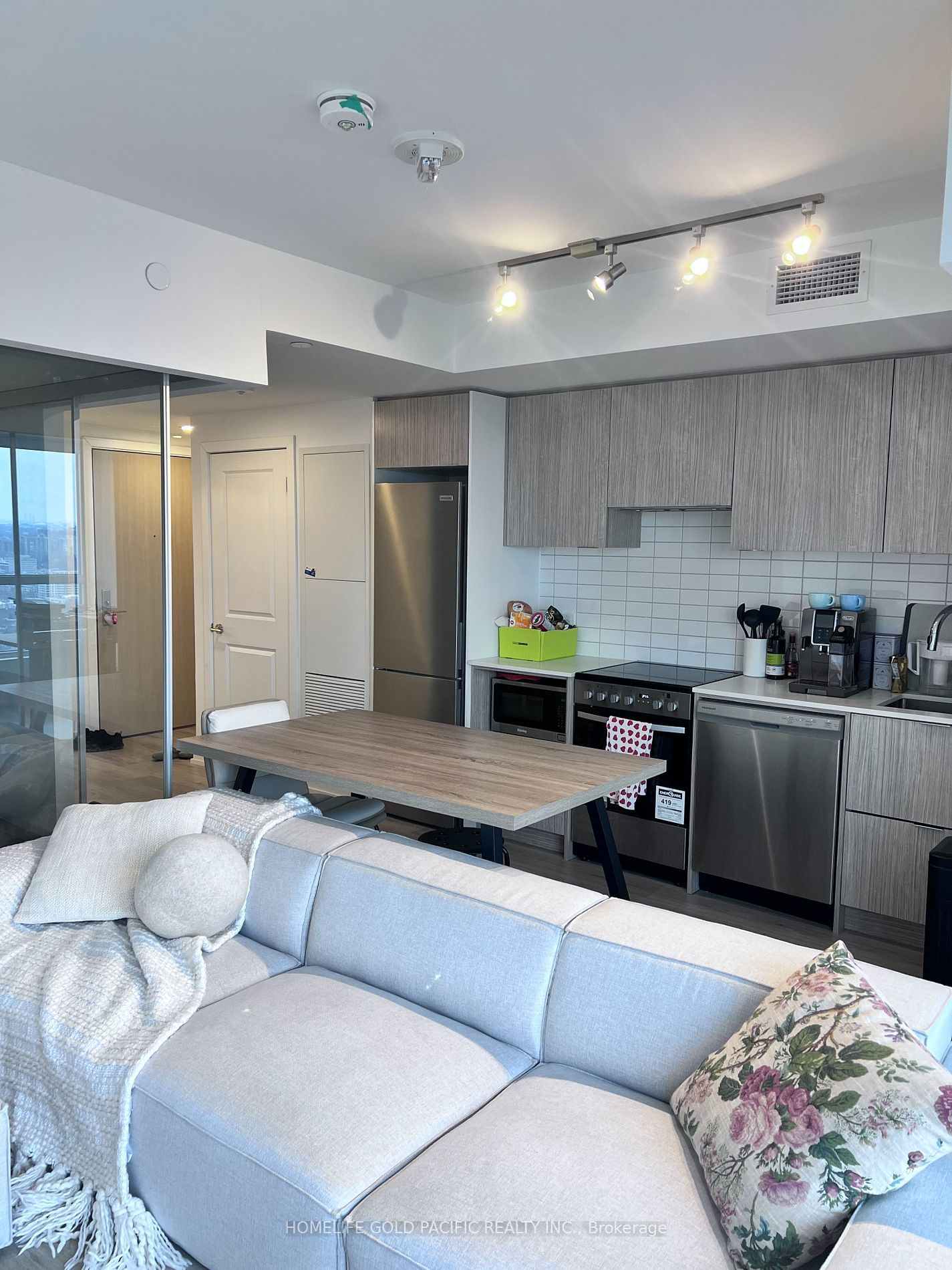 395 Bloor St E, unit 3805 for rent