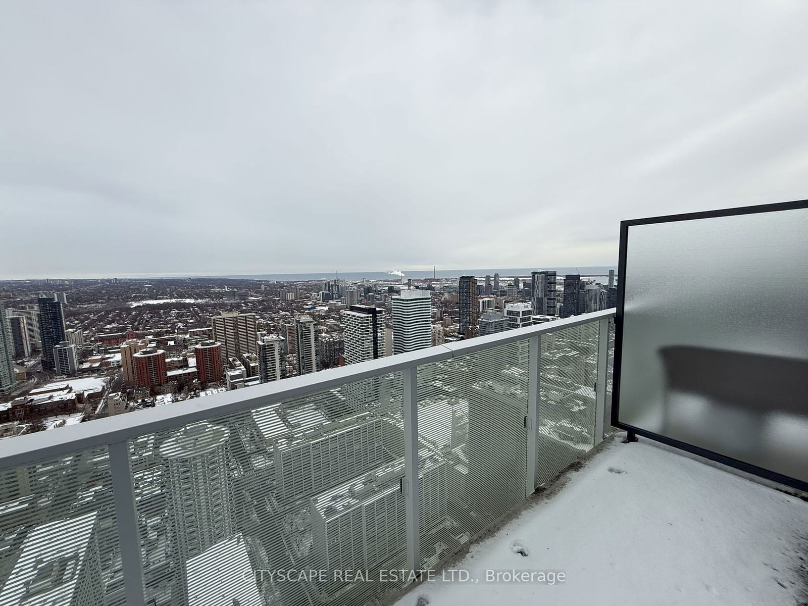 501 Yonge St, unit 5206 for rent