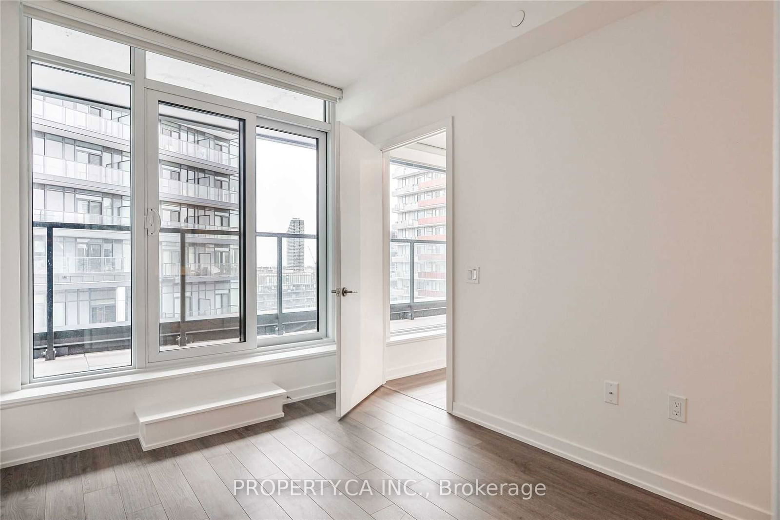 50 Power St, unit 1606 for rent