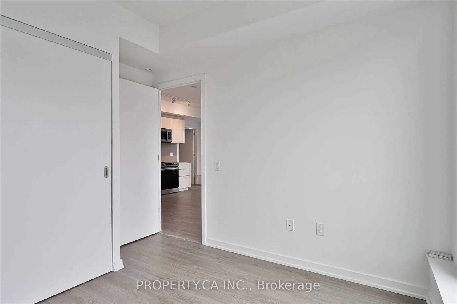 50 Power St, unit 1606 for rent